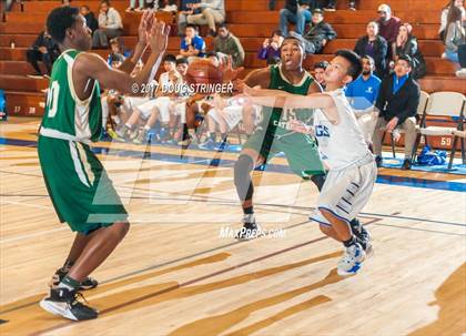 Thumbnail 2 in Moreau Catholic @ Irvington photogallery.