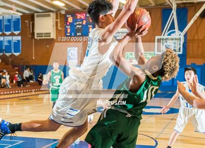 Thumbnail 3 in Moreau Catholic @ Irvington photogallery.