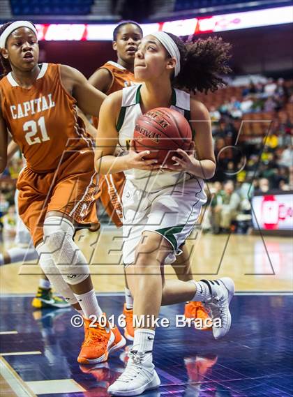 Thumbnail 3 in Capital Prep vs. New London (CIAC Class L Final) photogallery.