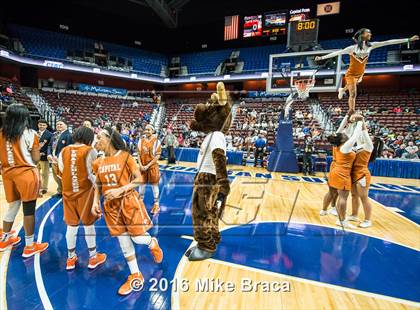 Thumbnail 2 in Capital Prep vs. New London (CIAC Class L Final) photogallery.
