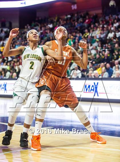 Thumbnail 2 in Capital Prep vs. New London (CIAC Class L Final) photogallery.