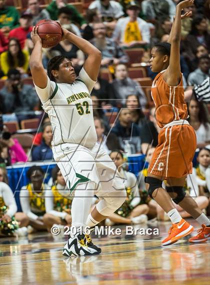 Thumbnail 2 in Capital Prep vs. New London (CIAC Class L Final) photogallery.