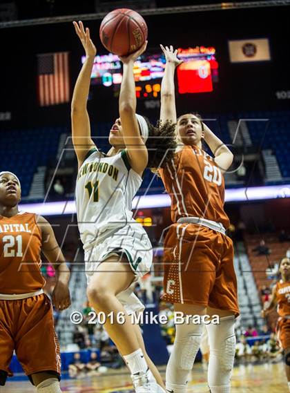 Thumbnail 1 in Capital Prep vs. New London (CIAC Class L Final) photogallery.