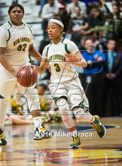 Thumbnail 2 in Capital Prep vs. New London (CIAC Class L Final) photogallery.