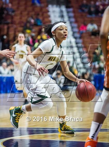 Thumbnail 2 in Capital Prep vs. New London (CIAC Class L Final) photogallery.