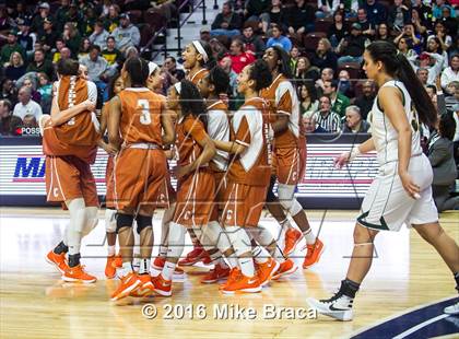 Thumbnail 3 in Capital Prep vs. New London (CIAC Class L Final) photogallery.