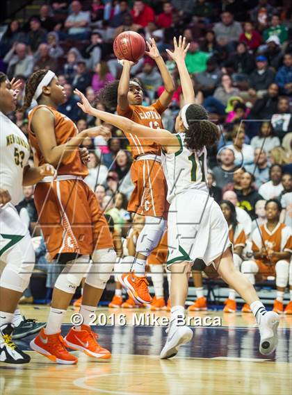 Thumbnail 2 in Capital Prep vs. New London (CIAC Class L Final) photogallery.