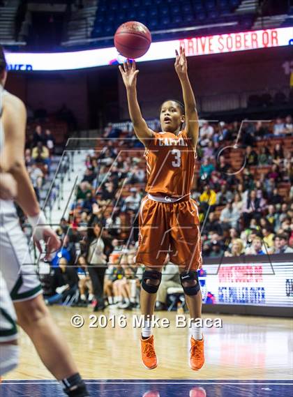 Thumbnail 2 in Capital Prep vs. New London (CIAC Class L Final) photogallery.