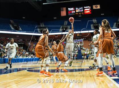 Thumbnail 1 in Capital Prep vs. New London (CIAC Class L Final) photogallery.