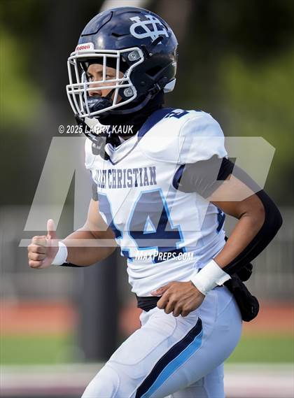 Thumbnail 1 in FR: Valley Christian @ Archbishop Mitty photogallery.