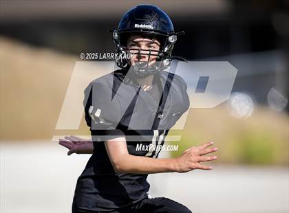 Thumbnail 2 in FR: Valley Christian @ Archbishop Mitty photogallery.