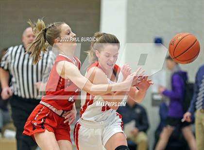 Thumbnail 2 in Redbank Valley vs Punxutawney (District IX Championship) photogallery.
