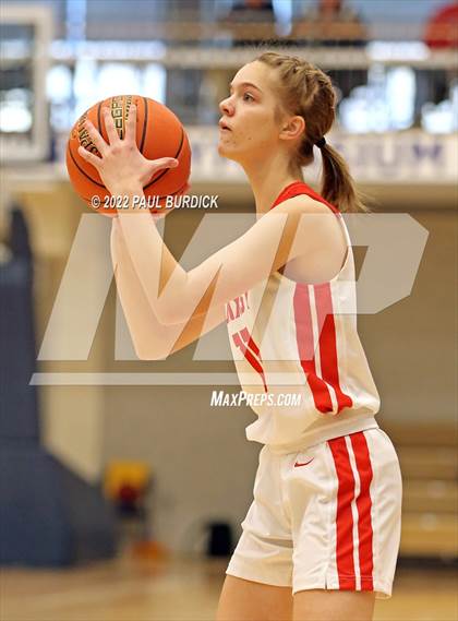 Thumbnail 2 in Redbank Valley vs Punxutawney (District IX Championship) photogallery.