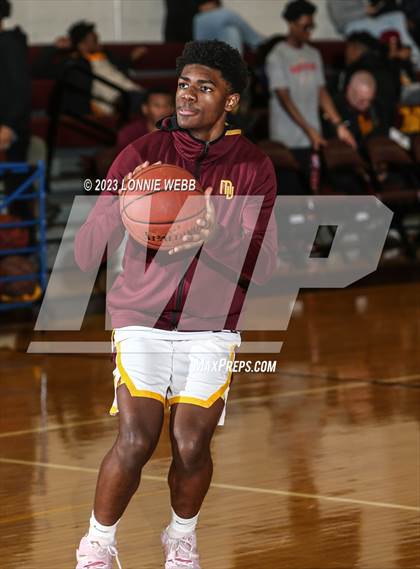 Thumbnail 3 in Carmel vs Mount Vernon (Section 1 Class AA First Round) photogallery.
