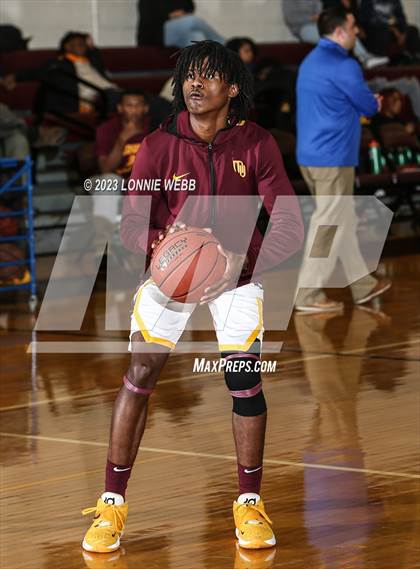 Thumbnail 1 in Carmel vs Mount Vernon (Section 1 Class AA First Round) photogallery.