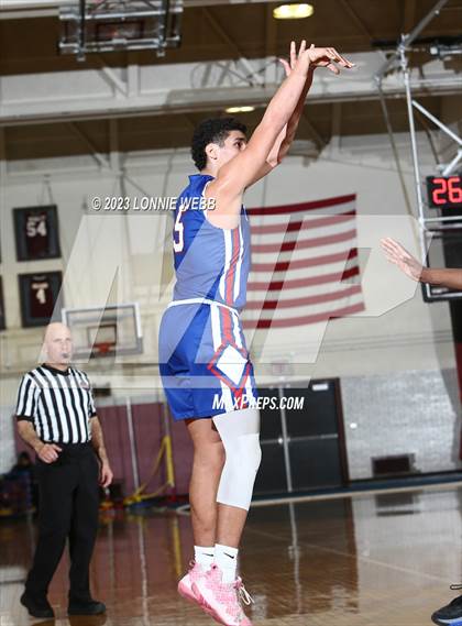 Thumbnail 2 in Carmel vs Mount Vernon (Section 1 Class AA First Round) photogallery.