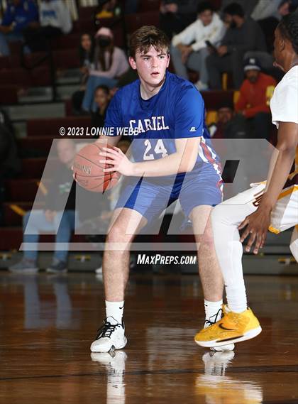 Thumbnail 3 in Carmel vs Mount Vernon (Section 1 Class AA First Round) photogallery.