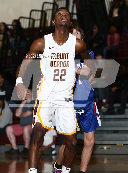 Thumbnail 2 in Carmel vs Mount Vernon (Section 1 Class AA First Round) photogallery.