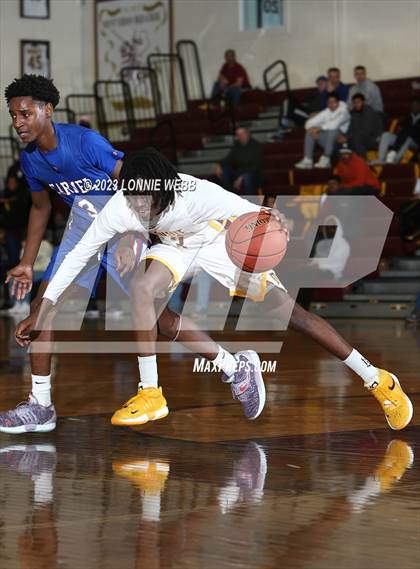Thumbnail 3 in Carmel vs Mount Vernon (Section 1 Class AA First Round) photogallery.