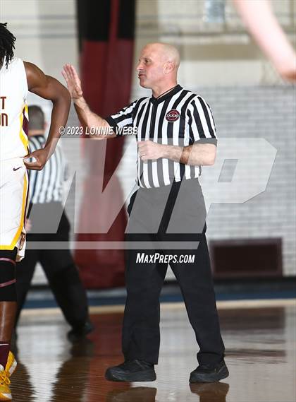 Thumbnail 3 in Carmel vs Mount Vernon (Section 1 Class AA First Round) photogallery.