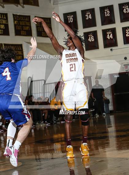 Thumbnail 2 in Carmel vs Mount Vernon (Section 1 Class AA First Round) photogallery.