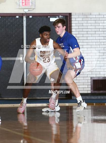 Thumbnail 2 in Carmel vs Mount Vernon (Section 1 Class AA First Round) photogallery.