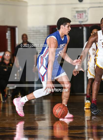 Thumbnail 1 in Carmel vs Mount Vernon (Section 1 Class AA First Round) photogallery.