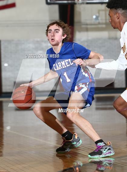 Thumbnail 3 in Carmel vs Mount Vernon (Section 1 Class AA First Round) photogallery.