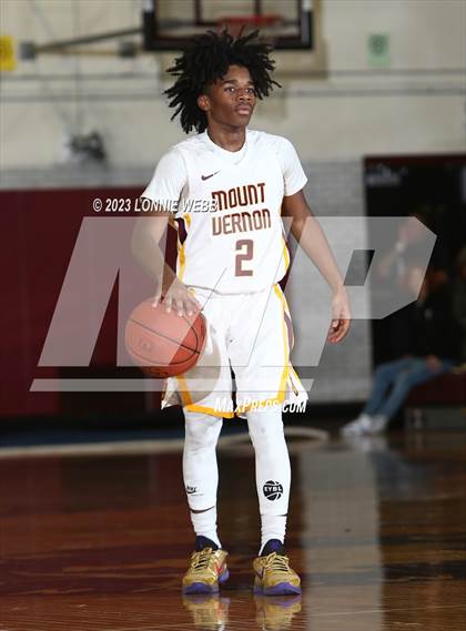 Thumbnail 1 in Carmel vs Mount Vernon (Section 1 Class AA First Round) photogallery.