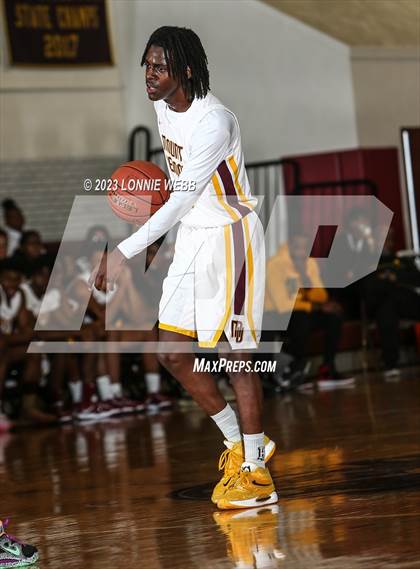 Thumbnail 3 in Carmel vs Mount Vernon (Section 1 Class AA First Round) photogallery.