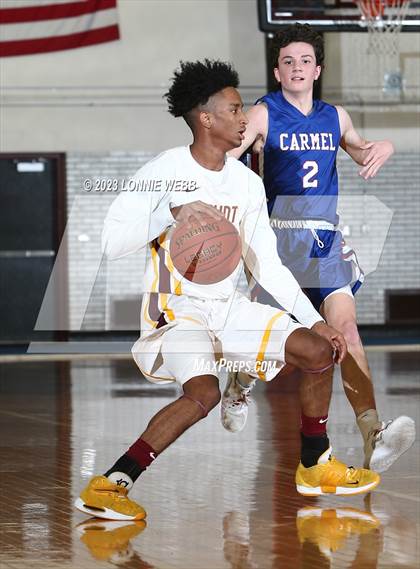 Thumbnail 3 in Carmel vs Mount Vernon (Section 1 Class AA First Round) photogallery.