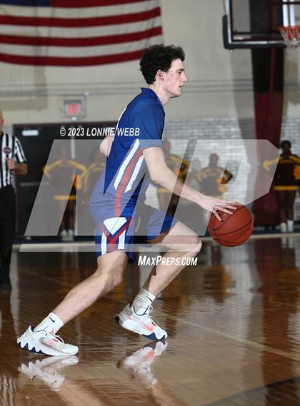 Thumbnail 3 in Carmel vs Mount Vernon (Section 1 Class AA First Round) photogallery.