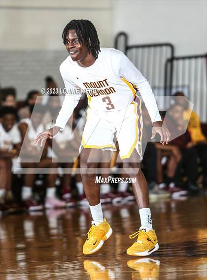 Thumbnail 3 in Carmel vs Mount Vernon (Section 1 Class AA First Round) photogallery.