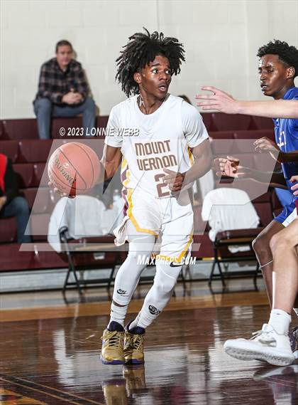 Thumbnail 3 in Carmel vs Mount Vernon (Section 1 Class AA First Round) photogallery.