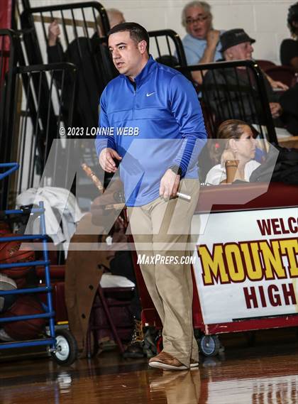 Thumbnail 2 in Carmel vs Mount Vernon (Section 1 Class AA First Round) photogallery.
