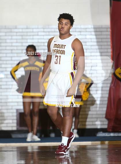 Thumbnail 3 in Carmel vs Mount Vernon (Section 1 Class AA First Round) photogallery.