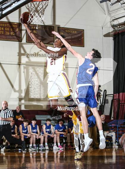 Thumbnail 2 in Carmel vs Mount Vernon (Section 1 Class AA First Round) photogallery.