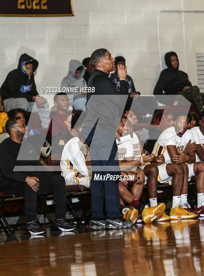 Thumbnail 2 in Carmel vs Mount Vernon (Section 1 Class AA First Round) photogallery.