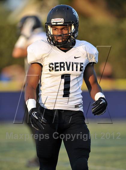 Thumbnail 2 in Servite @ Bishop Amat photogallery.