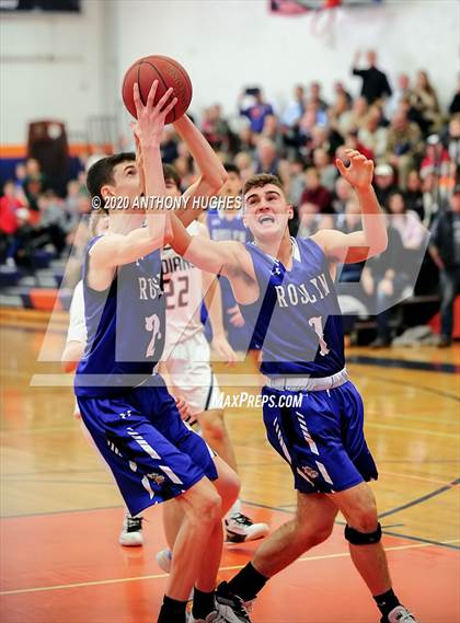 Thumbnail 1 in Roslyn vs Manhasset (Section VIII Class A First Round Playoff) photogallery.