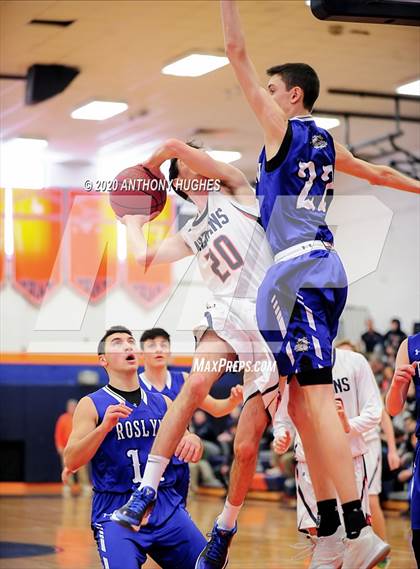 Thumbnail 2 in Roslyn vs Manhasset (Section VIII Class A First Round Playoff) photogallery.