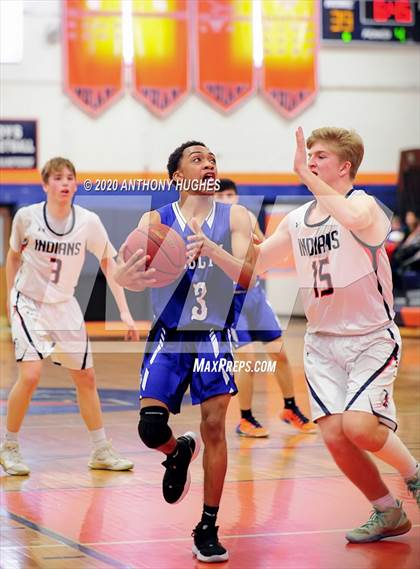 Thumbnail 1 in Roslyn vs Manhasset (Section VIII Class A First Round Playoff) photogallery.