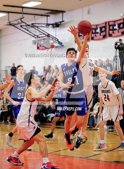 Thumbnail 2 in Roslyn vs Manhasset (Section VIII Class A First Round Playoff) photogallery.