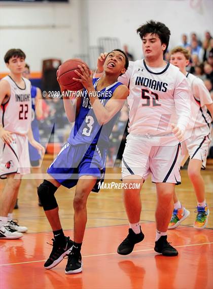 Thumbnail 1 in Roslyn vs Manhasset (Section VIII Class A First Round Playoff) photogallery.