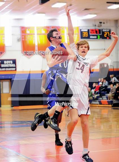 Thumbnail 2 in Roslyn vs Manhasset (Section VIII Class A First Round Playoff) photogallery.