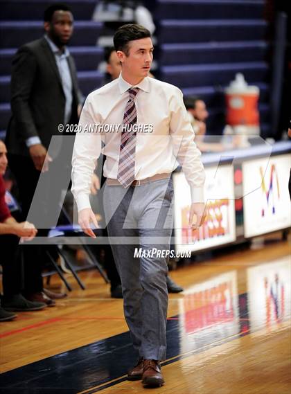 Thumbnail 1 in Roslyn vs Manhasset (Section VIII Class A First Round Playoff) photogallery.