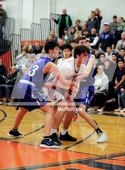 Thumbnail 2 in Roslyn vs Manhasset (Section VIII Class A First Round Playoff) photogallery.