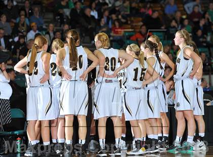 Thumbnail 3 in Arapahoe vs. ThunderRidge (CHSAA 5A Great 8) photogallery.