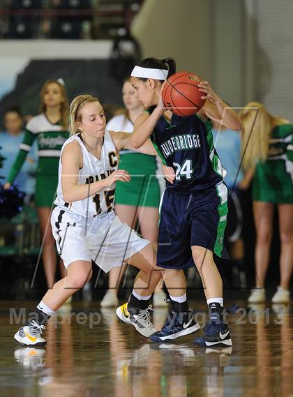 Thumbnail 2 in Arapahoe vs. ThunderRidge (CHSAA 5A Great 8) photogallery.