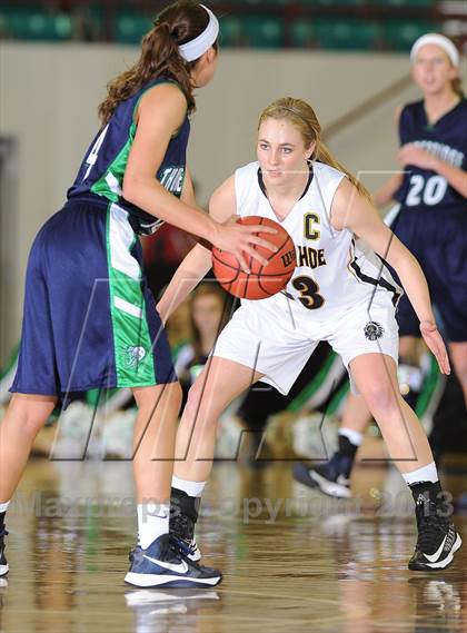 Thumbnail 2 in Arapahoe vs. ThunderRidge (CHSAA 5A Great 8) photogallery.